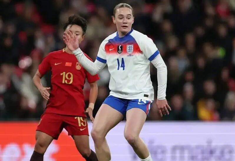 女足5分鐘連丟3球！馬德興開炮：主教練滾蛋，管理者不覺得丟臉嗎