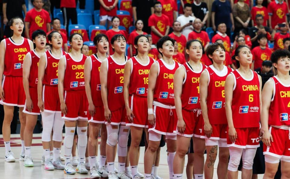 中国女篮复仇澳大利亚！杨舒予轰15+3大爆发，奇兵4记三分太提气，宫鲁鸣练兵成功