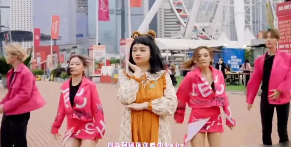 男姜涛女阿仪，港圈新晋男女“顶流”诞生，审美的断层式降维打击_腾讯新闻