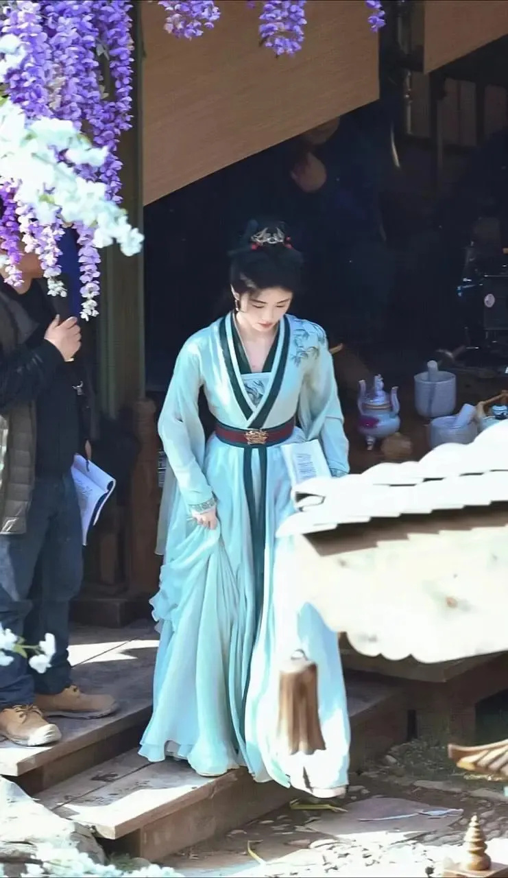 唐嫣《繁花》后重回古偶赛道,古偶招牌又要被砸了?_腾讯新闻