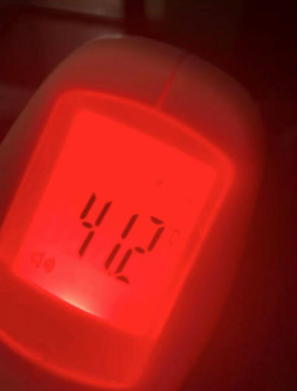 黄圣依老公杨子感染新冠,高烧超41度面色惨白,嗓如吞刀症状严重_腾讯