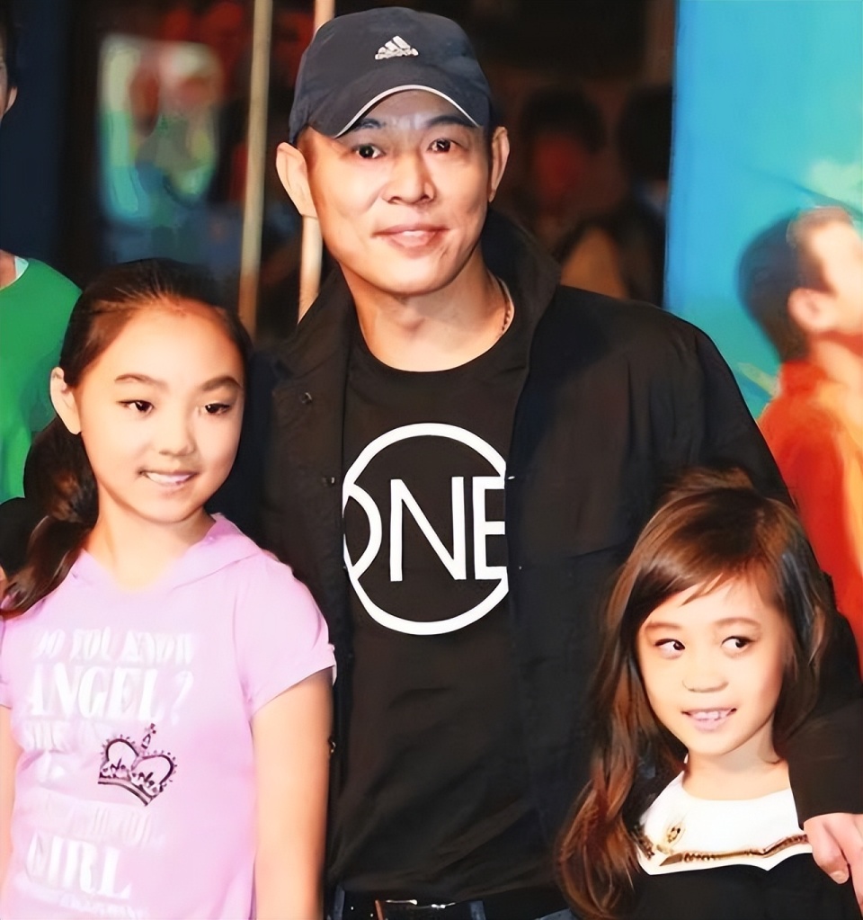 李连杰秀恩爱:一生4个女儿命运却大不同?被抛弃的女儿拒绝婚姻