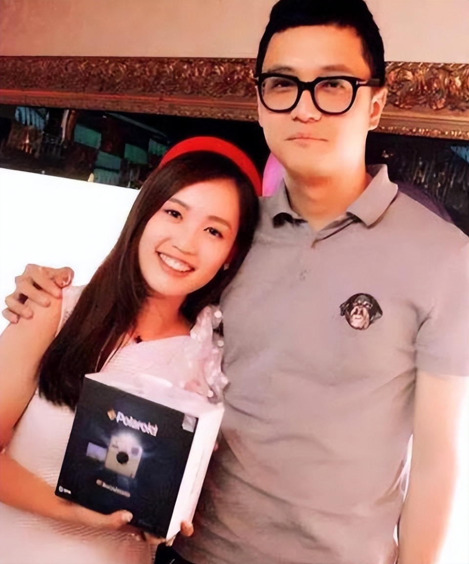 宋喆服刑6年后出狱,马蓉却被爆移民,王宝强最新动态心情大好_腾讯新闻