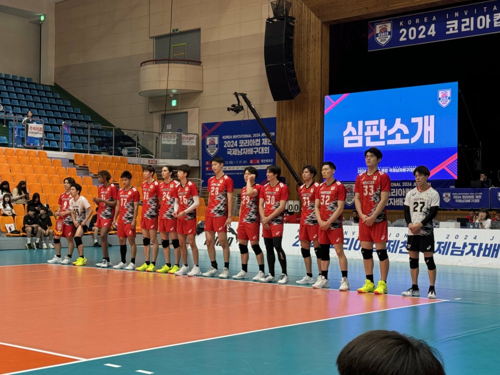 7月17号 15:00最后一场对阵东道主韩国四局比分为:25-16,18-25,21-25