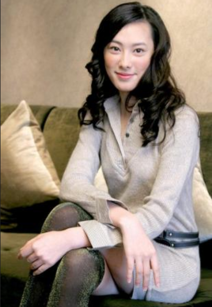 黄晓明疑再婚,张恒出轨被抓包,蔡徐坤前队友傍富婆…_腾讯新闻