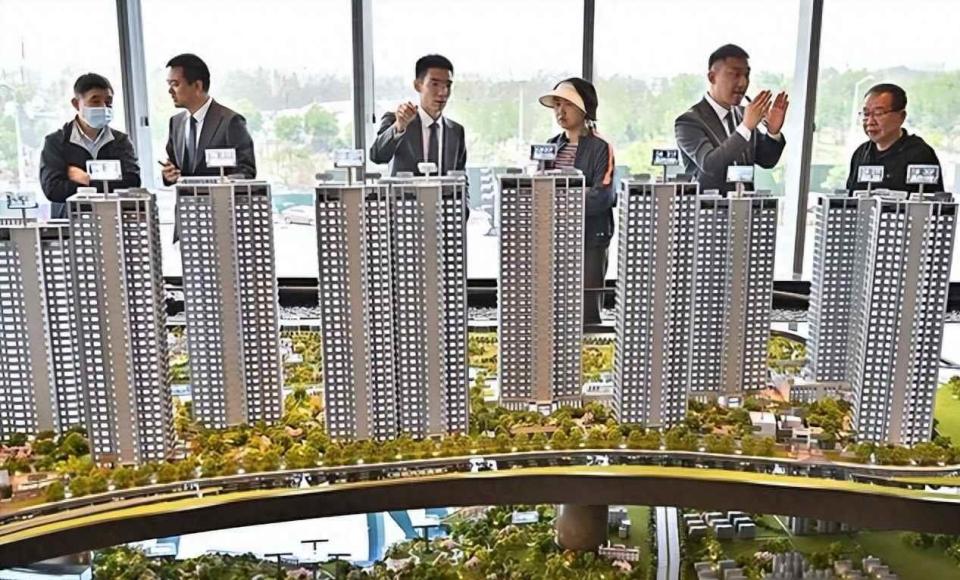 一线楼市悄然回暖，库存却意外反向变动，普通人该信哪一边的市场信号？_腾讯新闻