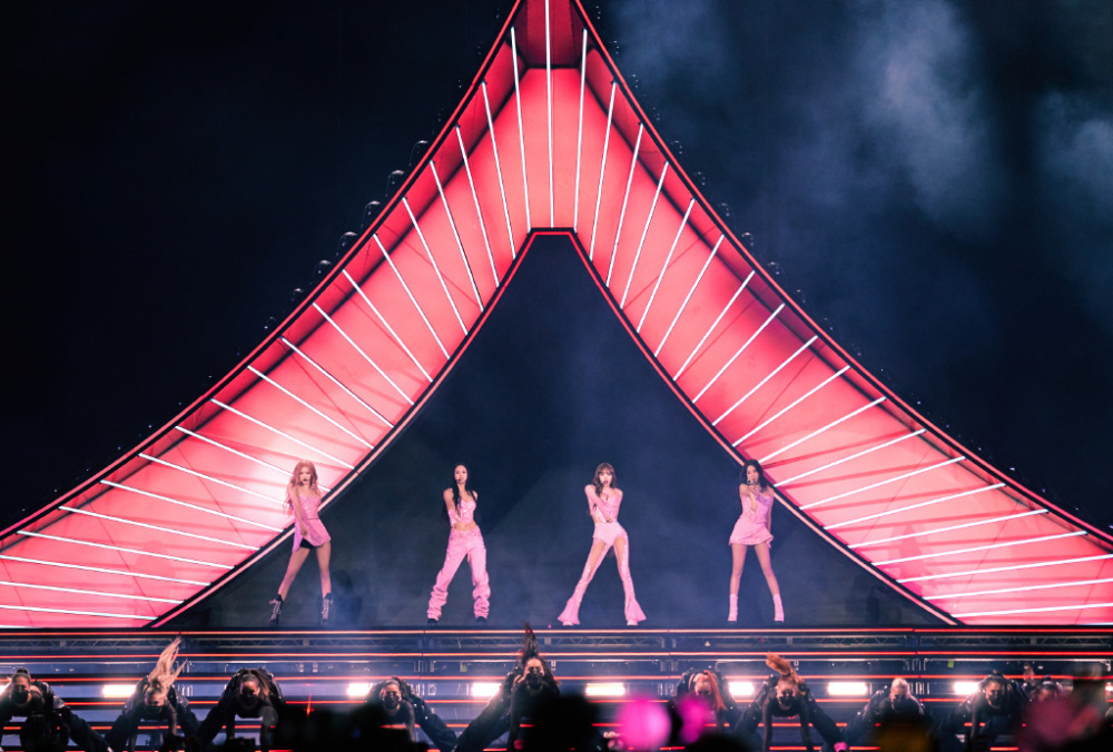 韩媒盛赞blackpink,美国科切拉音乐节表现一流!_腾讯新闻