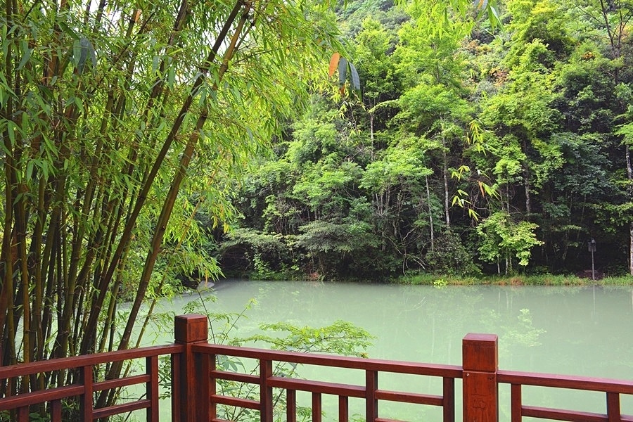 多彩贵州:畅游小七孔景区(上)