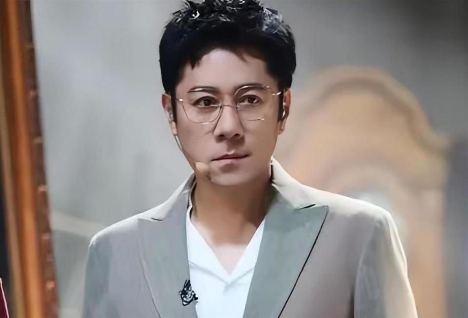 蔡国庆不肯离婚的真相：根本不是钱，是秦娟手里的这张王牌_腾讯新闻