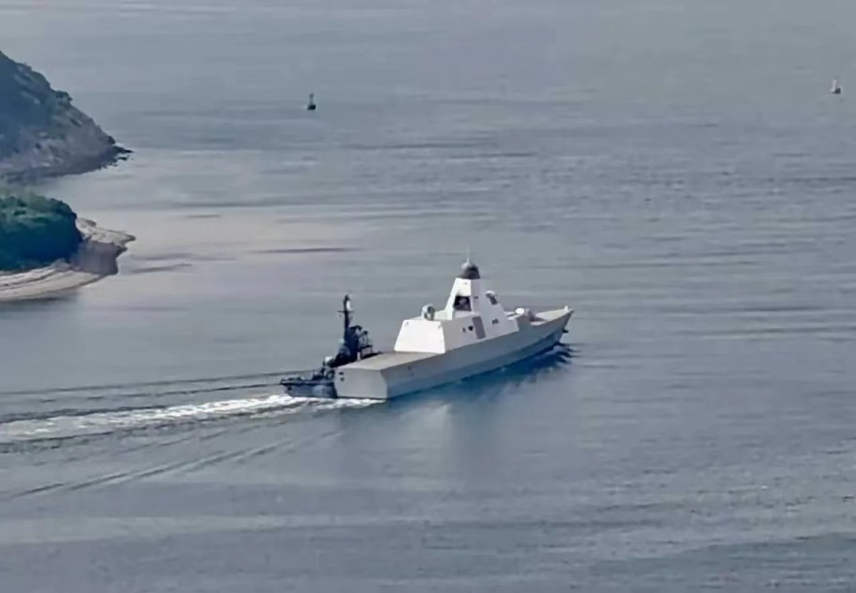 中国隐形护卫舰,其影响力已经出圈,它就是一艘"综合试验平台"