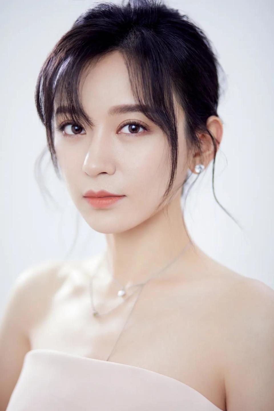 校花施诗的秘密