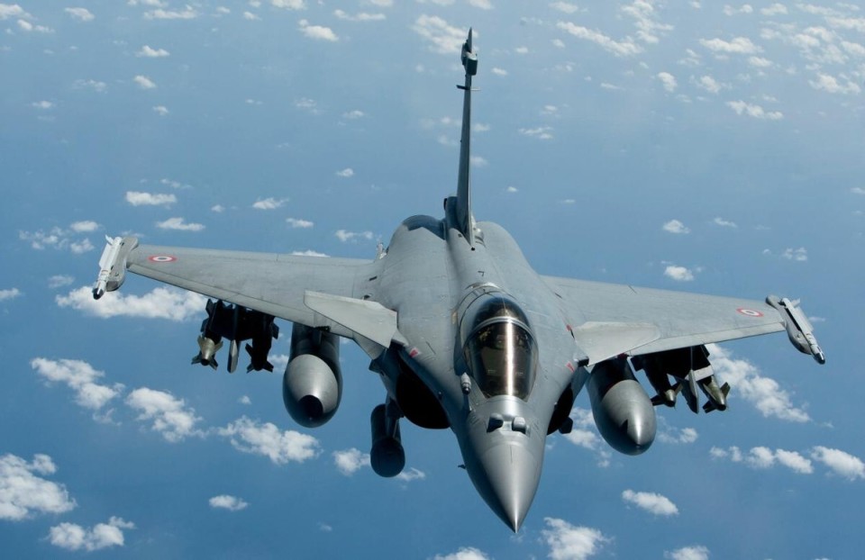 印媒:巴基斯坦将成为fc-31战斗机的首个客户 印度应尽快购买f-35