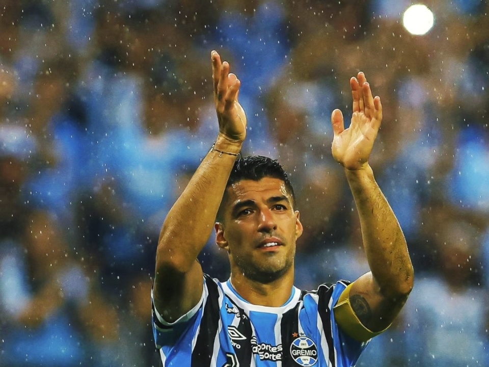 苏亚雷斯:告别格雷米奥,拥抱迈阿密国际!-腾讯新闻