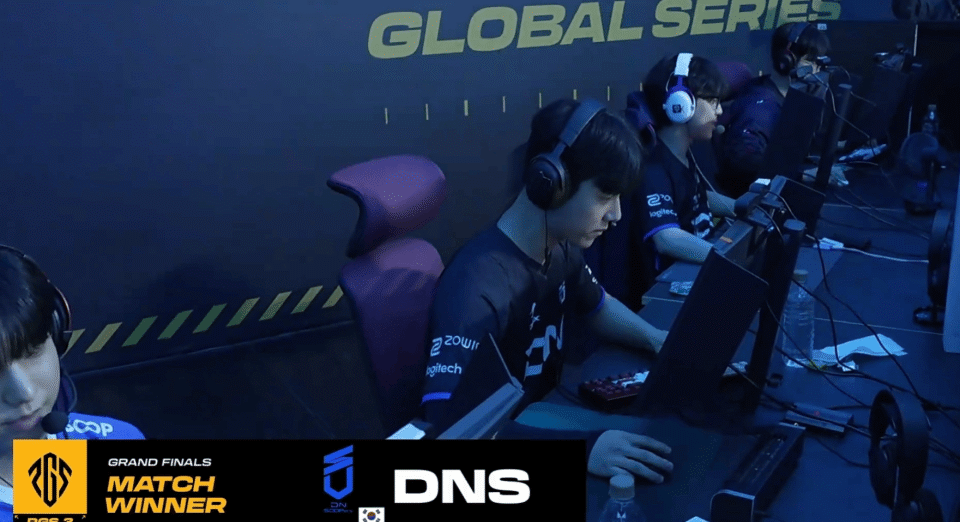 PGS3总决赛D1R1：DNS吃鸡，单局9淘汰_腾讯新闻