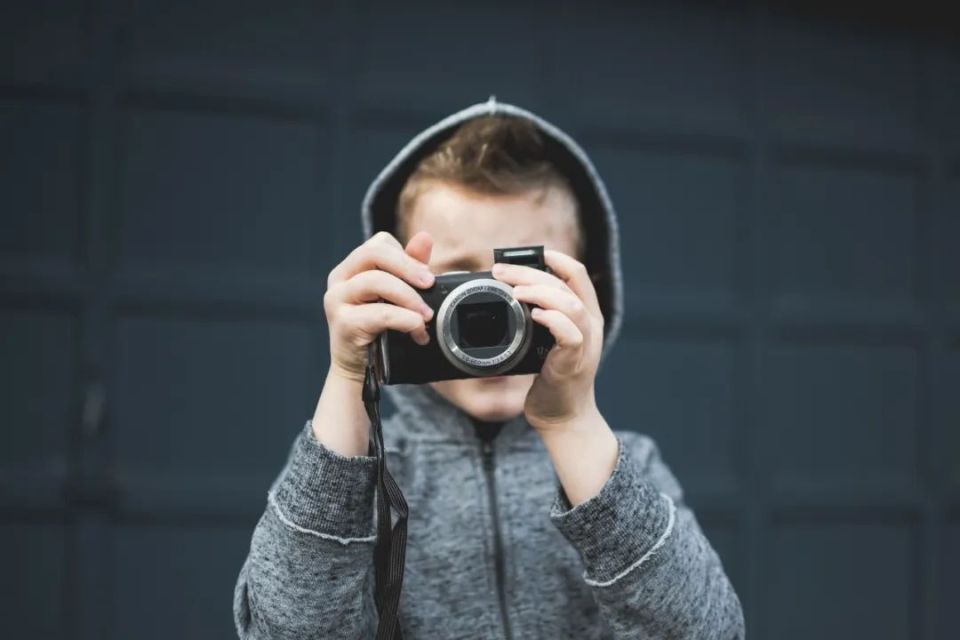 641