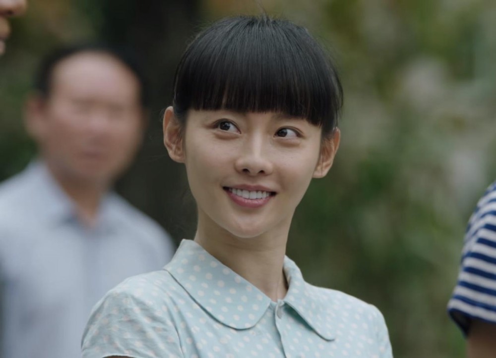 没想到,《人生之路》女二竟是"黄亚萍",这颜值就是为年代剧生的_腾讯