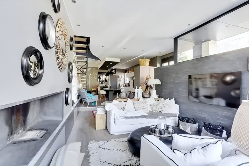 闺蜜家120平复式楼设计,30公分下沉客厅 竹林露台,创意爆棚!