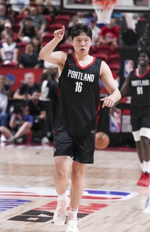 勇闯NBA江湖第一章：花旗国亮相，杨瀚森变“小李广”花荣｜阿刁喜欢看球