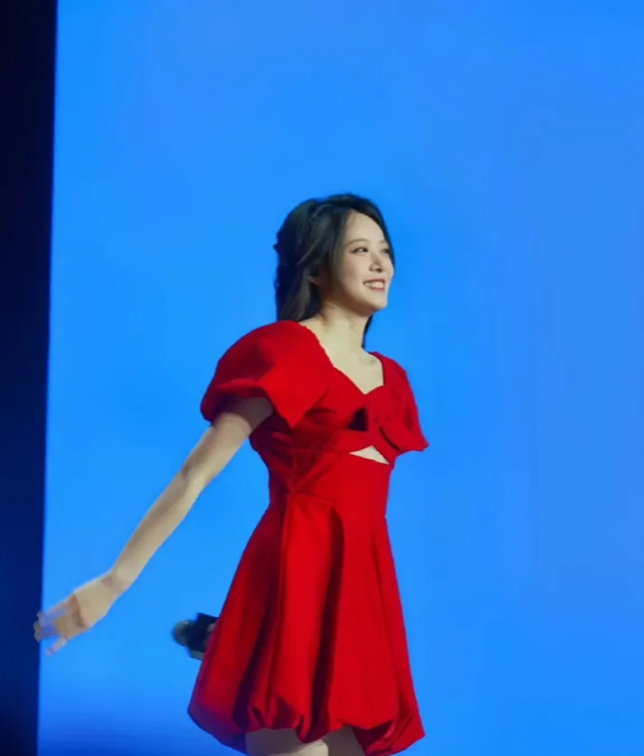 rita直播讲述讨厌姿态原因:跟黑历史照片没关系,是生活习惯不同_腾讯