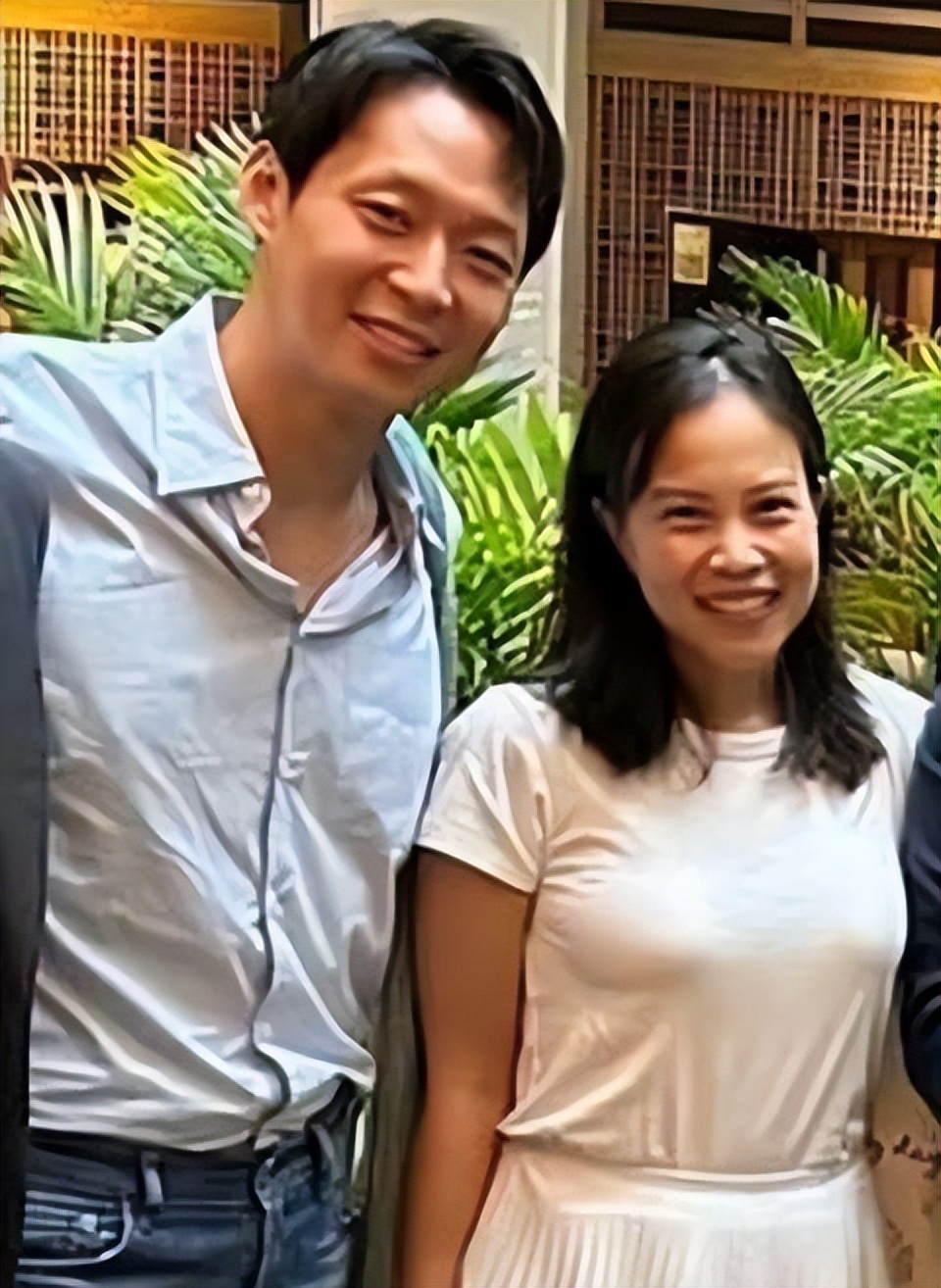 朴有天近况曝光，与企业家女友分手，身材发福网友直呼辣眼睛_腾讯新闻