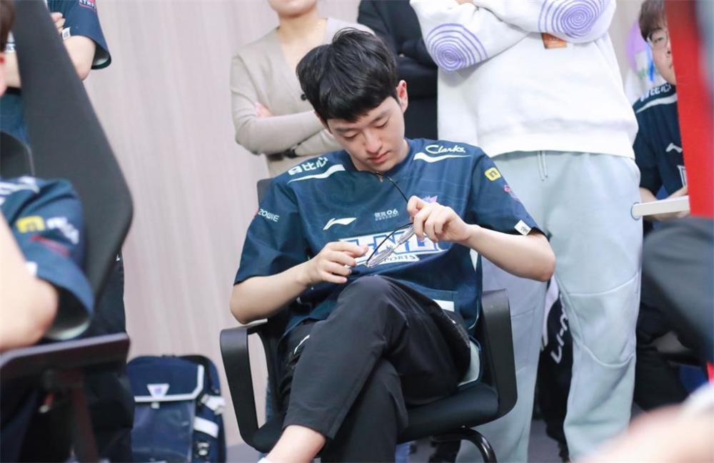 poppy教练承认是自己手笔:想整活失败了_腾讯新闻