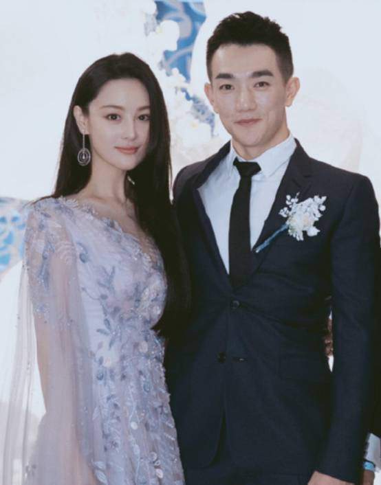 张馨予近照胖了一圈,被猜怀二胎本人回应,何捷打包剩菜超节俭_腾讯