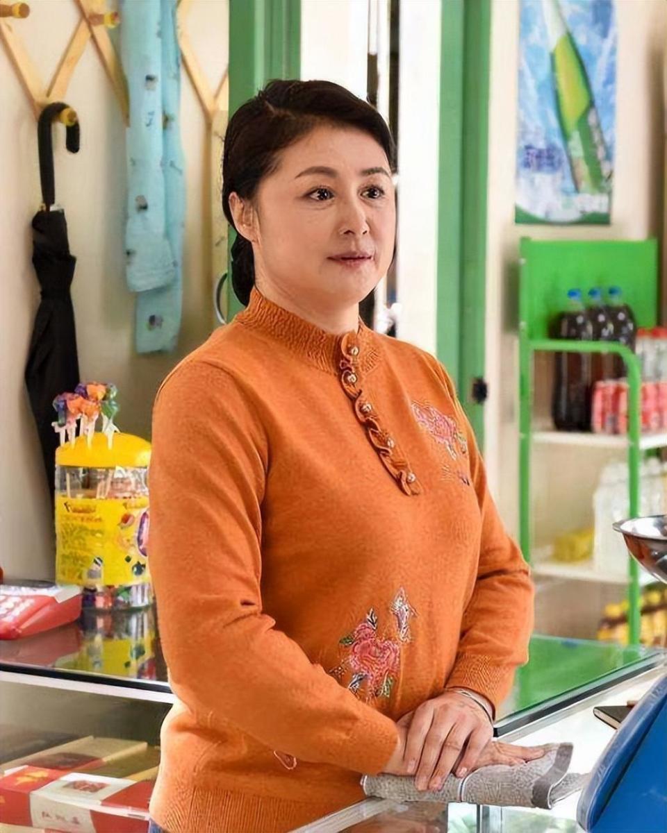 48岁那年,于月仙上了综艺《演员的诞生》,向观众证明了乡村剧题材演员