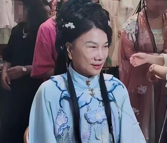 "网红"董明珠|收放自如的爽文大女主