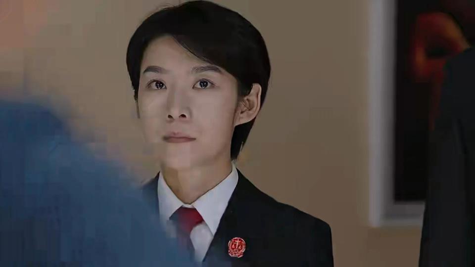 《江河之上》中,袁笑笑的金雕买卖案,给我普法了,深受教育!_腾讯新闻