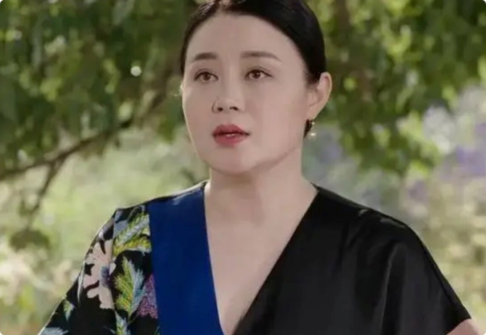 说起关婷娜可能很多人都会觉得有些陌生,但要说起杨晓燕,肯定所有人都