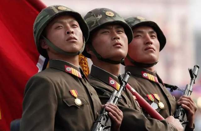 盘点朝鲜人民军装备的迷彩服,其实种类还真不少-腾讯新闻