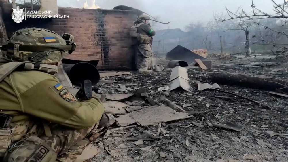 危在旦夕,5千乌军惨烈增援,俄军发射温压弹围杀,城内无人生还_腾讯