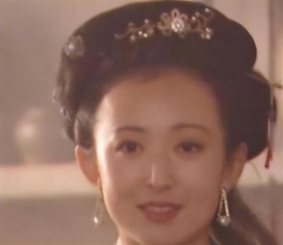 突发！演员刘红梅病逝，年仅61岁刚退休，是徐帆同学、孙红雷恩师_腾讯新闻