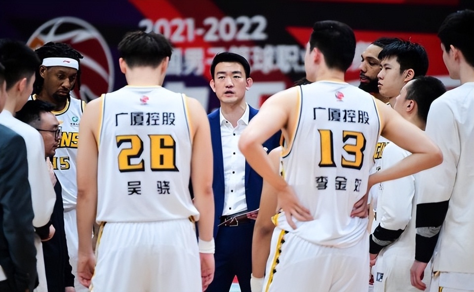 王博担任cba辽粤大战解说员,广东男篮球迷愤怒了