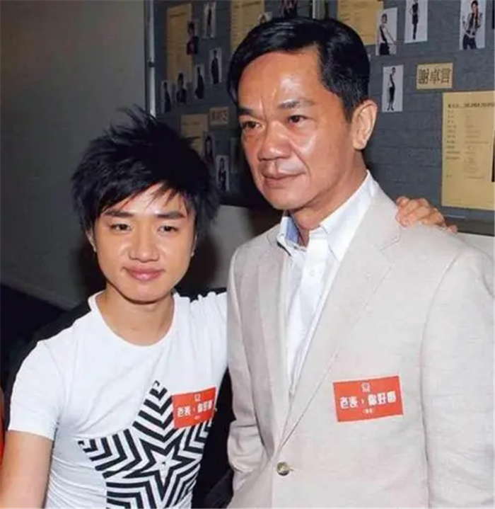 64��������Ա�ƹ��� ��񶨾��ڵ� ż�������Ϸ����ճ�����