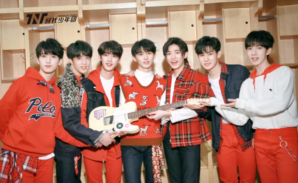 手握王炸节目的时代少年团,为何依旧没一个人火出圈?-腾讯新闻