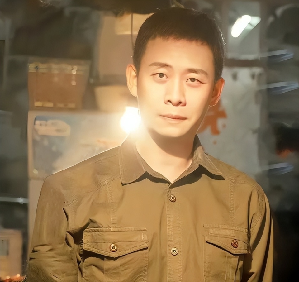 张译都甘心做配!张艺谋新片定档大年初一,我敢说它会火向全国