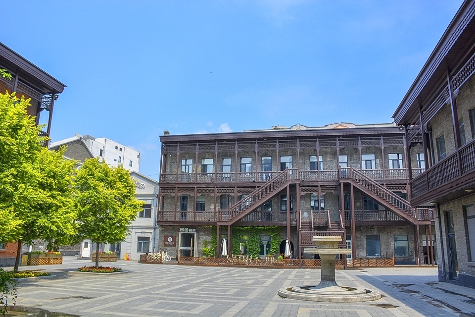 百年老街风韵:哈尔滨中华巴洛克