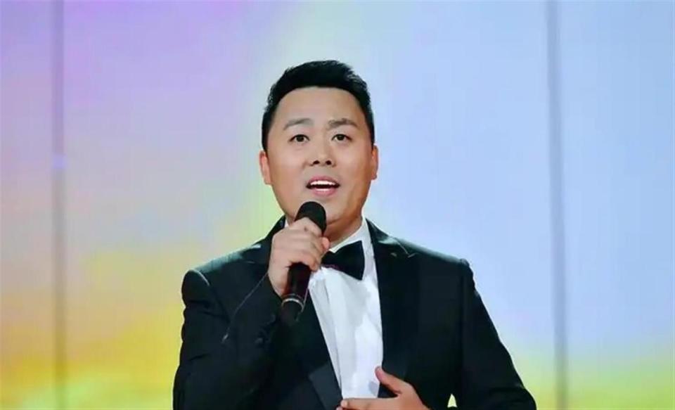15年前，那个走红后说绝不抛弃糟糠之妻的刘大成，如今做到了吗？_腾讯新闻