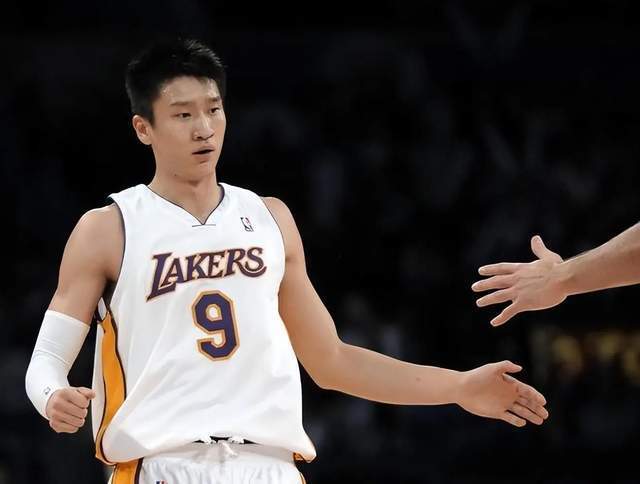 孙悦：NBA首轮秀才会被培养，次轮秀用不好就扔，本内特不说话了