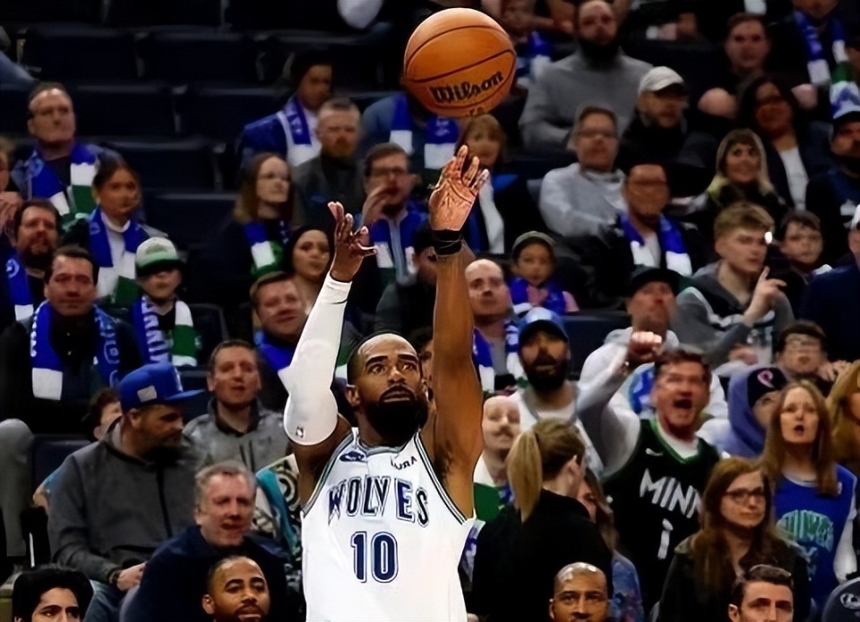 本赛季三分最准的10位球员:库里克莱都排不上号,太阳两人上榜