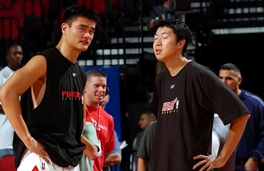 从cba到nba!姚明和王治郅在nba一共交手过几次?两人数据如何?