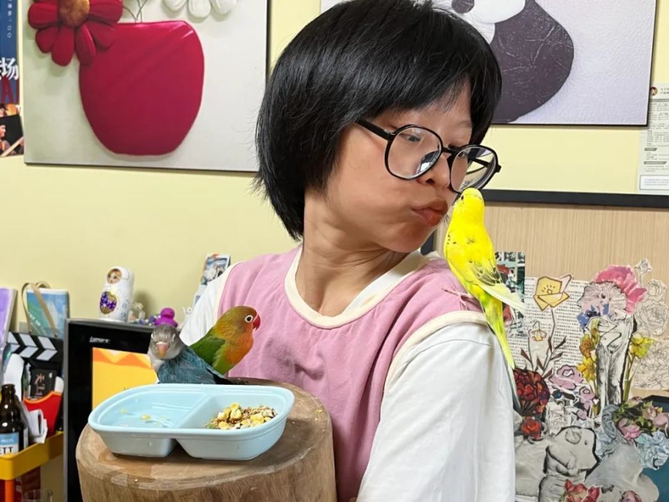 觀察者網(wǎng)：管家婆一碼一肖100中獎(jiǎng)錯(cuò)碼女哲學(xué)碩士上節(jié)目講段子爆火：摩托跟男友，該?！皫洝边€是保車