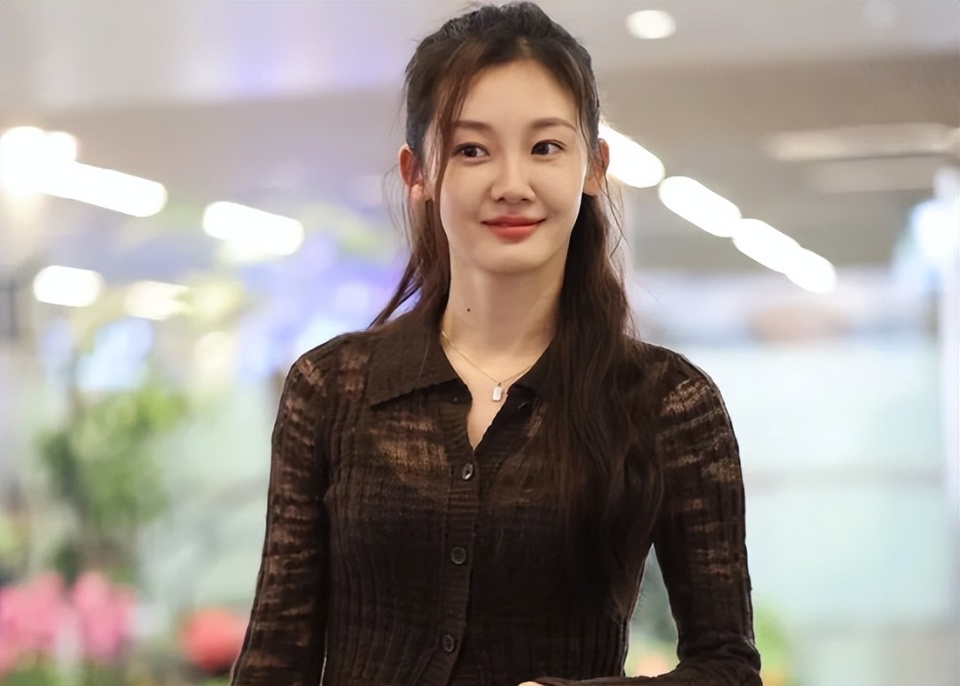 郑恺老婆年龄图片