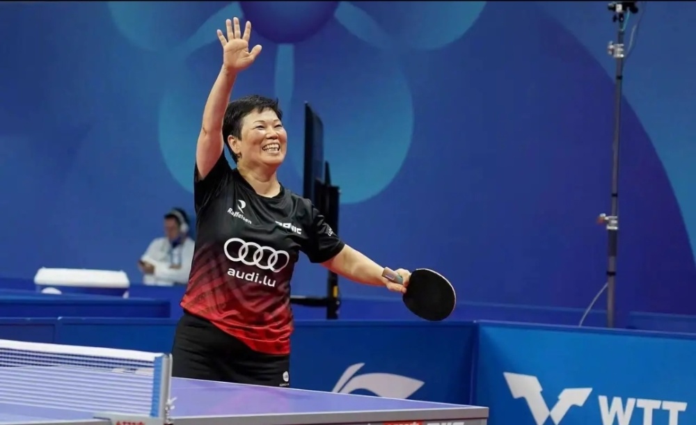59岁的倪夏莲战胜欧锦赛女单冠军帮助球队获胜,刘诗雯多羡慕她?