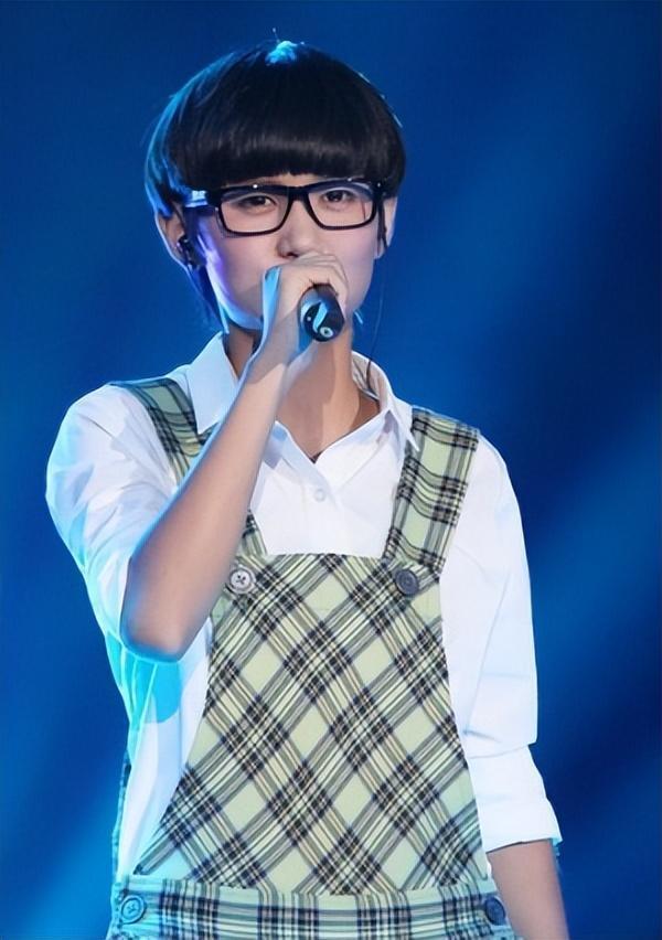 7位"假小子"出道的女星,大多数已无人问津,有人逆袭成顶流!