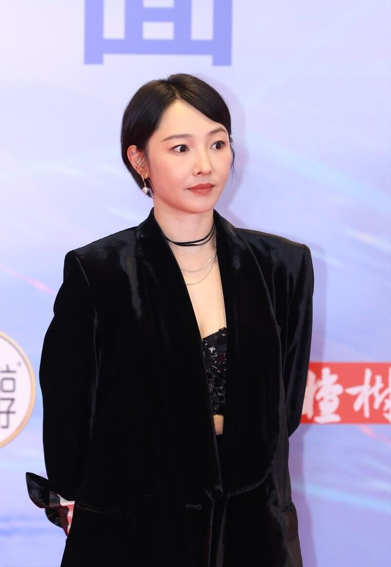 2024年荣誉之夜:李庚希土气,白百何高叶既视感,苏有朋胖到认不出_腾讯