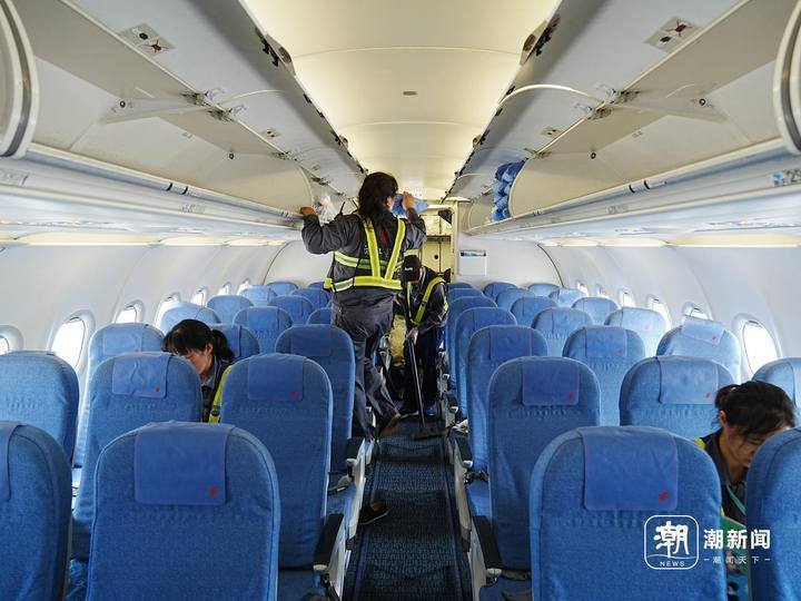 客舱美容师日行25000步,每天赶飞机却从未和其他乘客见过面