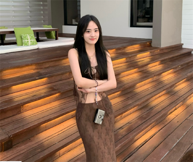 阿水马代之旅将结束女友素颜照被挖她连忙澄清那不是我