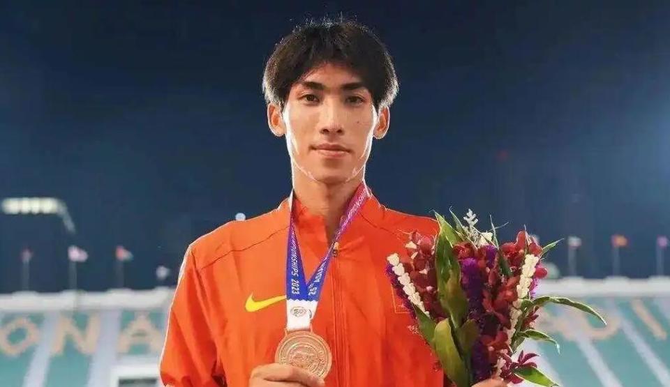 刘德助室内800米跳级晋升亚洲本土最强 室外800米有足够实力达标奥运